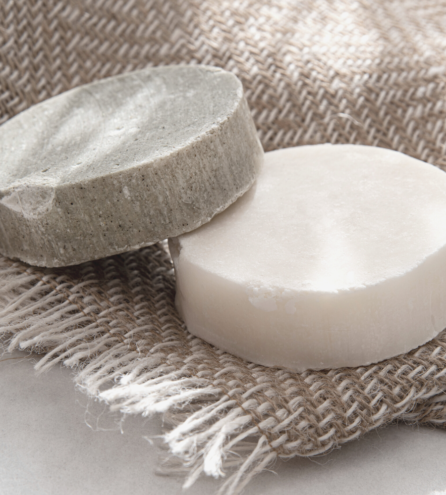 Solid shampoo formulations